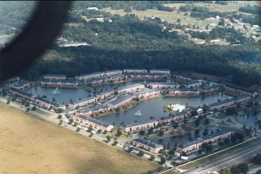 Carlton Arms complex (courtesy of Joep Convents)